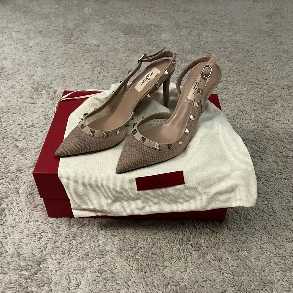 Valentino Garavani Sling Back Heels | 37